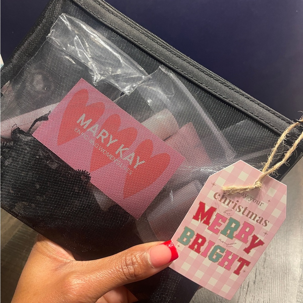 Try it out first bundle?  (Travel Size)🌸 - Picture 3 of 3